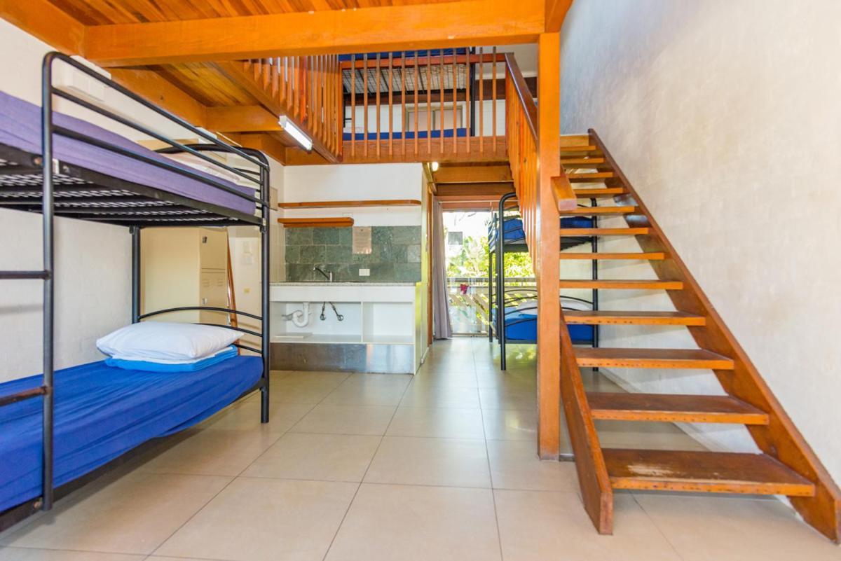 Bed 10-Bed Mixed Split Level Dormitory Room ages 18-35 years only